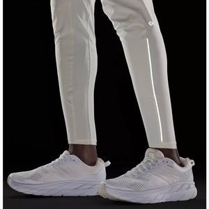 Lululemon Men’s Medium Gray Joggers